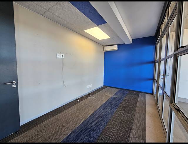 358M² OFFICE TO LET IN BRYANSTON